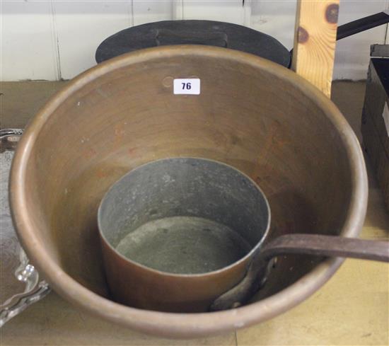 2 copper saucepans & copper bowl